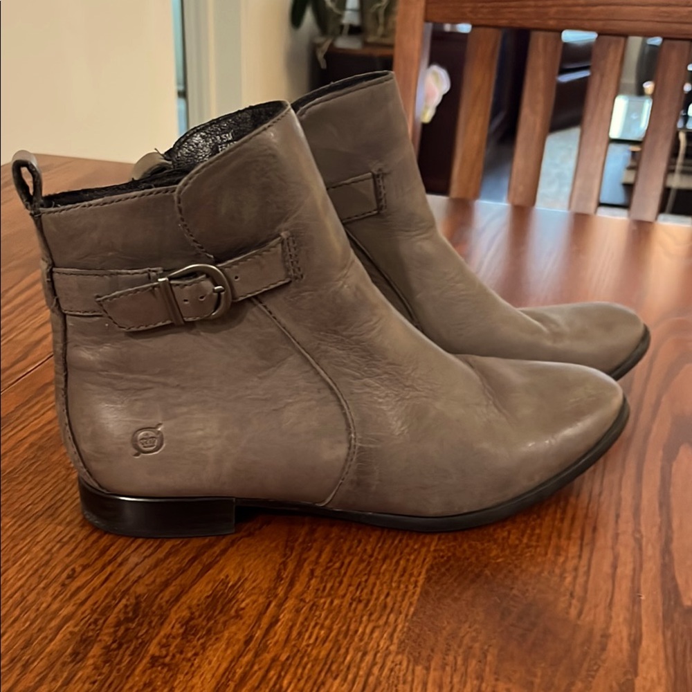 Women's Born Gray Leather Ankle Boots